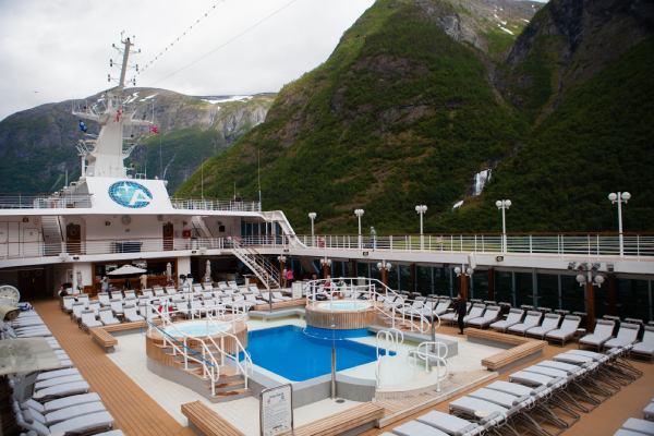 Azamara Pursuit