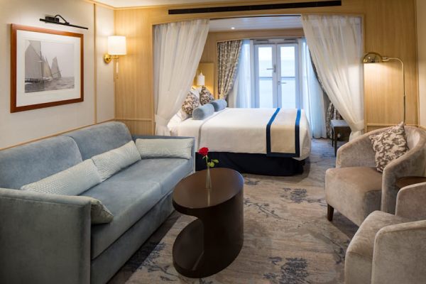Star Balcony Suite 1