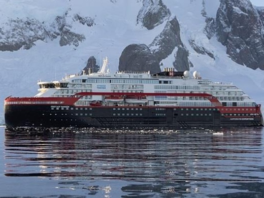HX Expeditions - MS Fridtjof Nansen